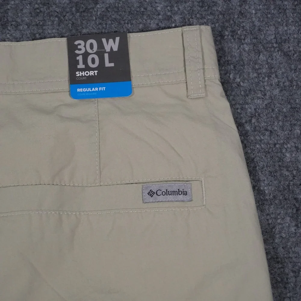Columbia Mens 30W Beige Court Shorts Regular Fit Outdoor Casual Lightweight‎
